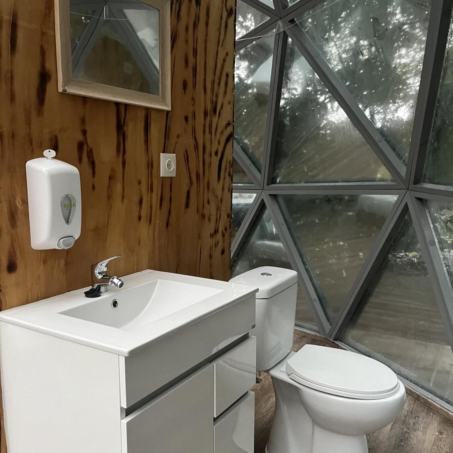 アングラ・ド・エロイーズモ Quinta Do Abacate - Glamping Parkヴィラ エクステリア 写真